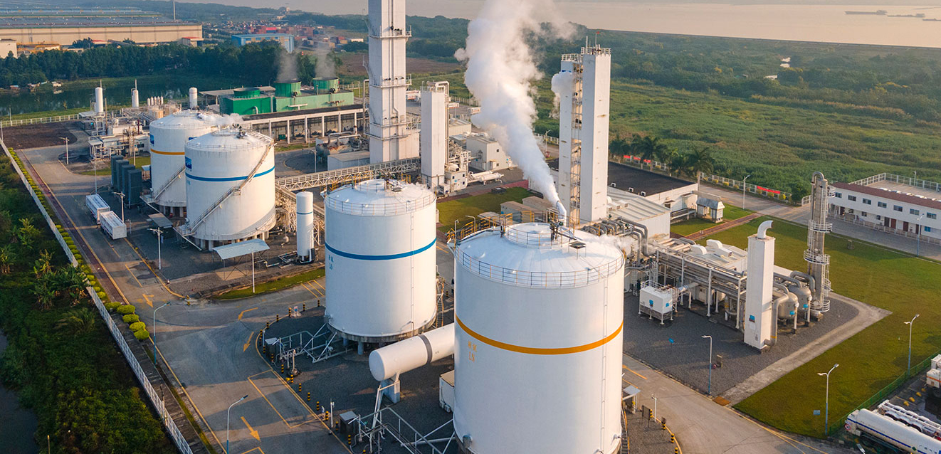 Recycling, cost reduction and efficiency improvement: advantages of waste heat recovery systems in chemical industrial parks